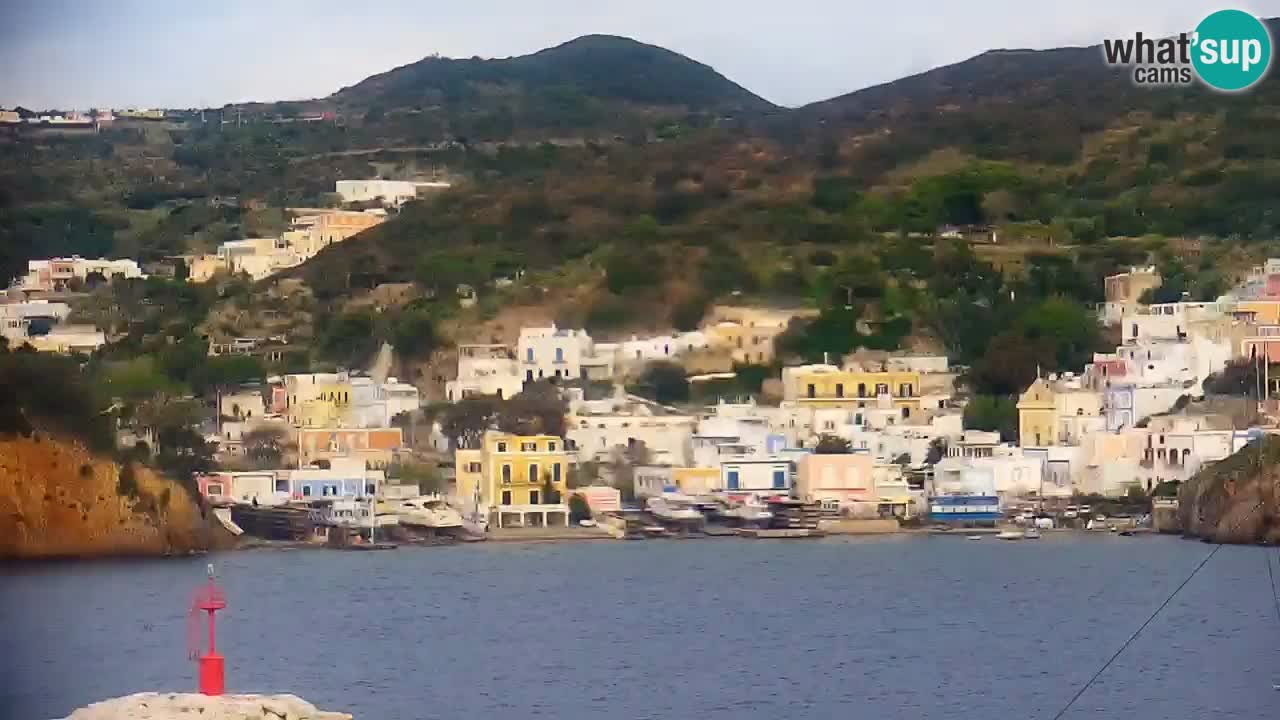 Otok Ponza kamera Pogled na pristanišče