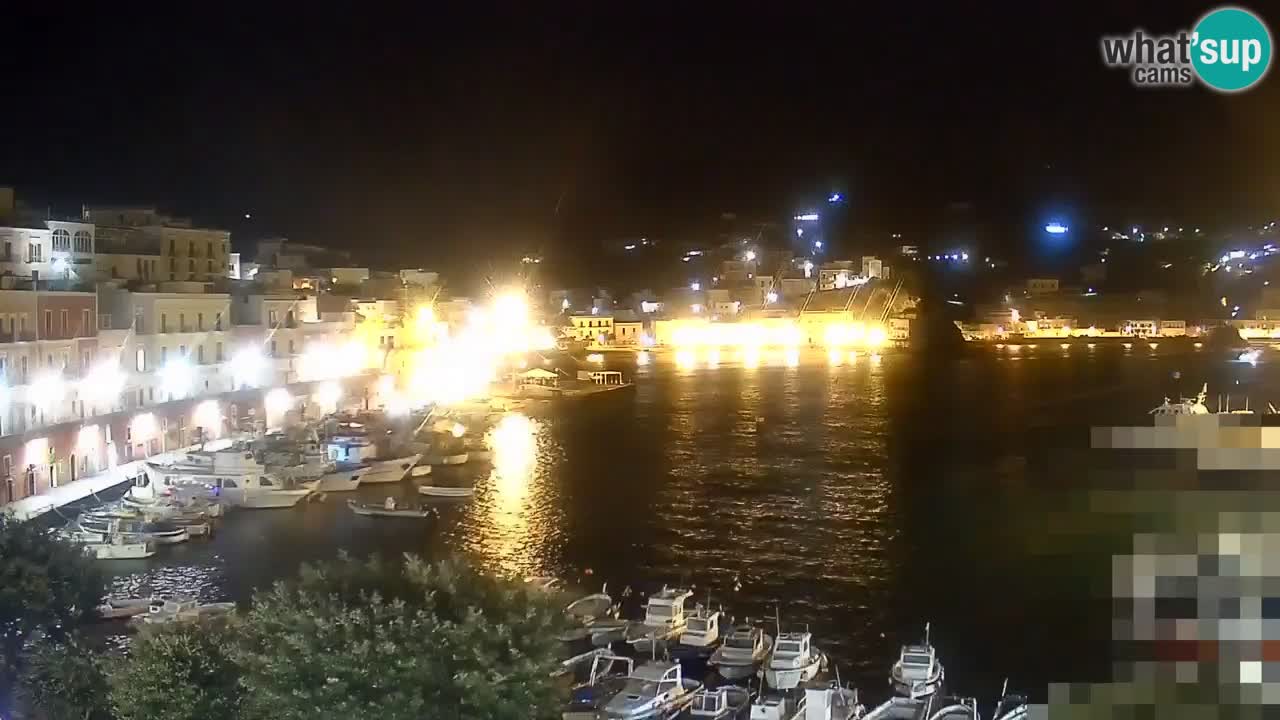 Otok Ponza web kamera Luka