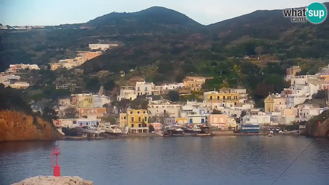 Otok Ponza web kamera Luka