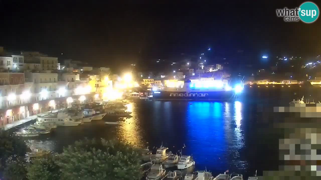 Otok Ponza kamera Pogled na pristanišče