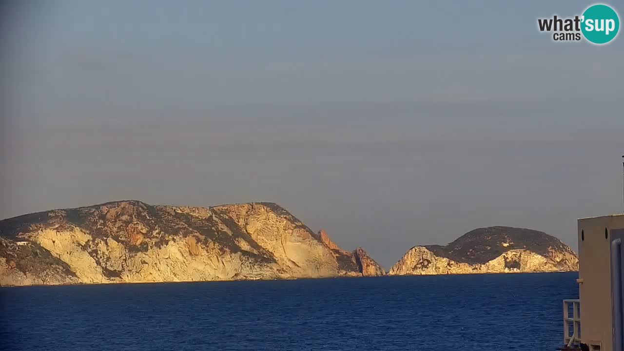 Island of Ponza livecam – the port webcam live