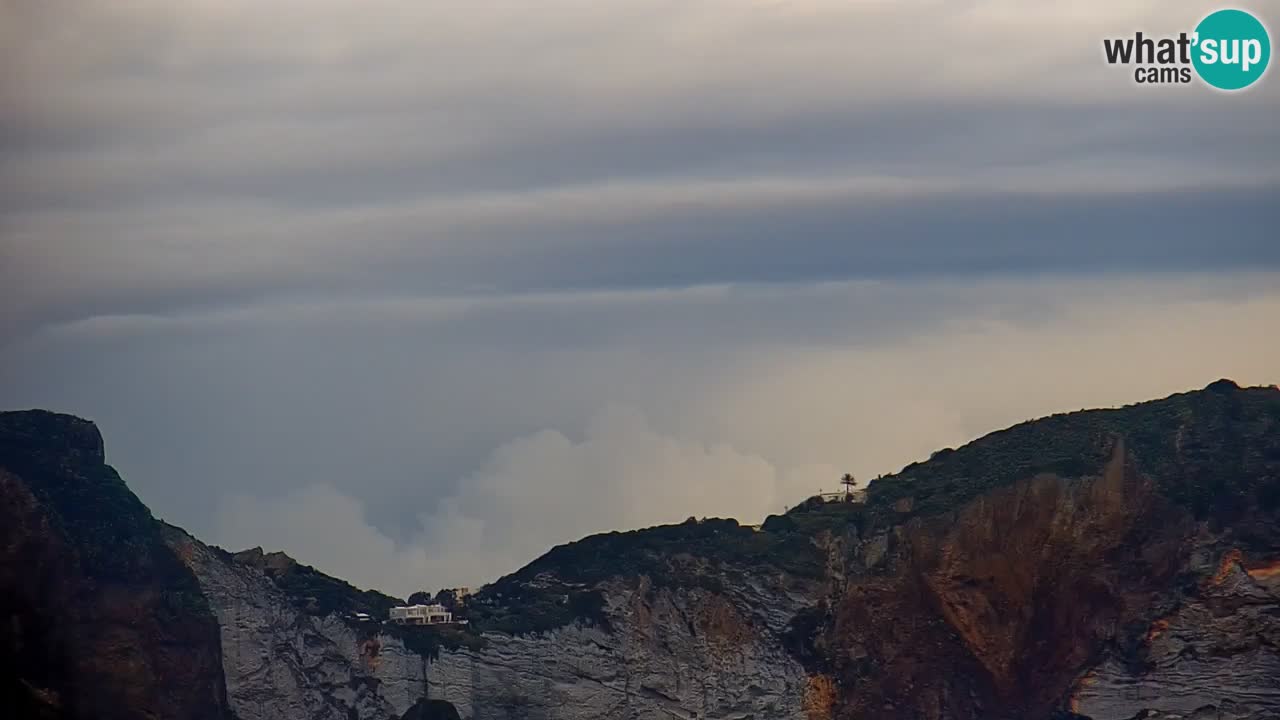 Island of Ponza livecam – the port webcam live