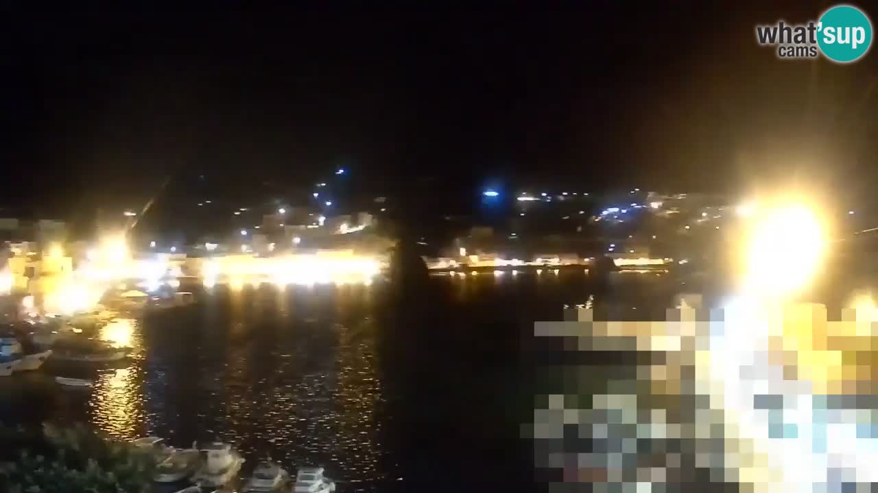 Island of Ponza livecam – the port webcam live