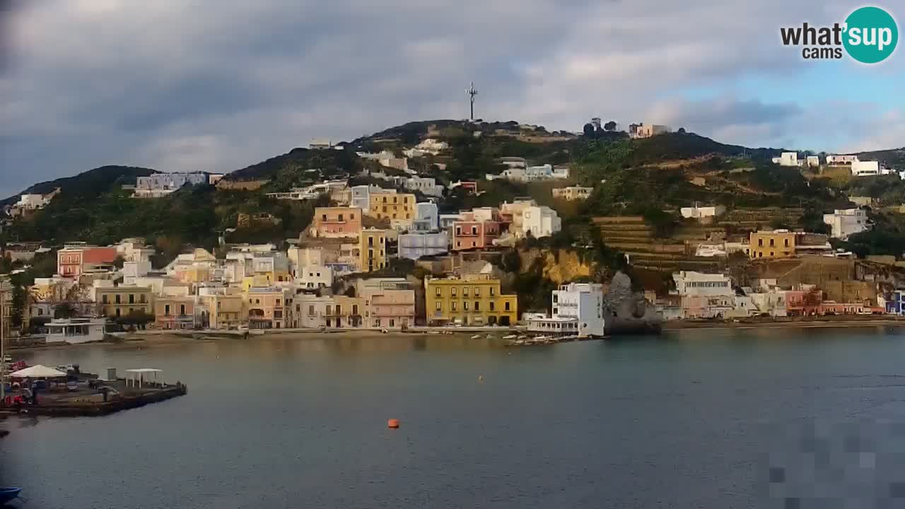 Island of Ponza livecam – the port webcam live