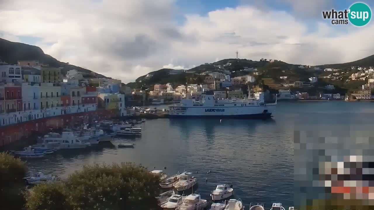 Insel Ponza webcam – Port