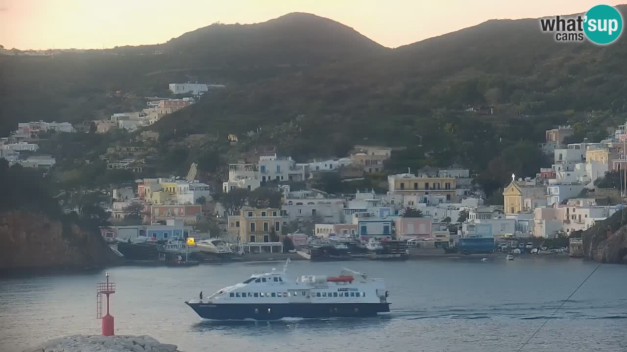 Insel Ponza webcam – Port