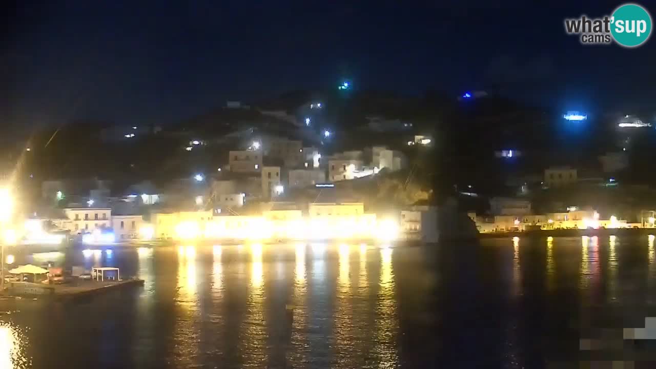 Island of Ponza livecam – the port webcam live