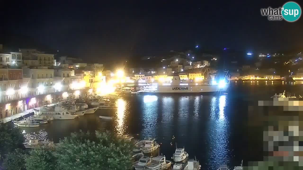 Otok Ponza web kamera Luka