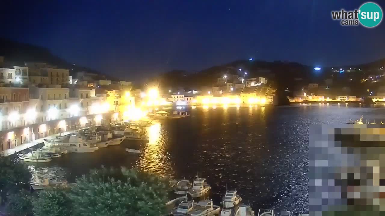 Otok Ponza web kamera Luka