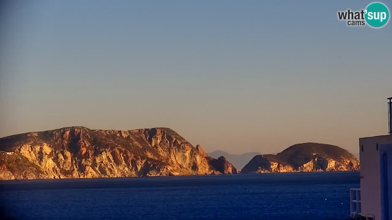Island of Ponza livecam – the port webcam live