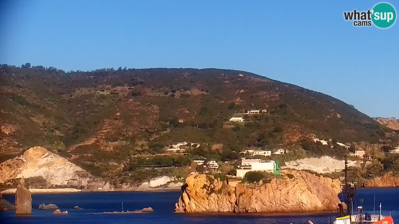 Island of Ponza livecam – the port webcam live