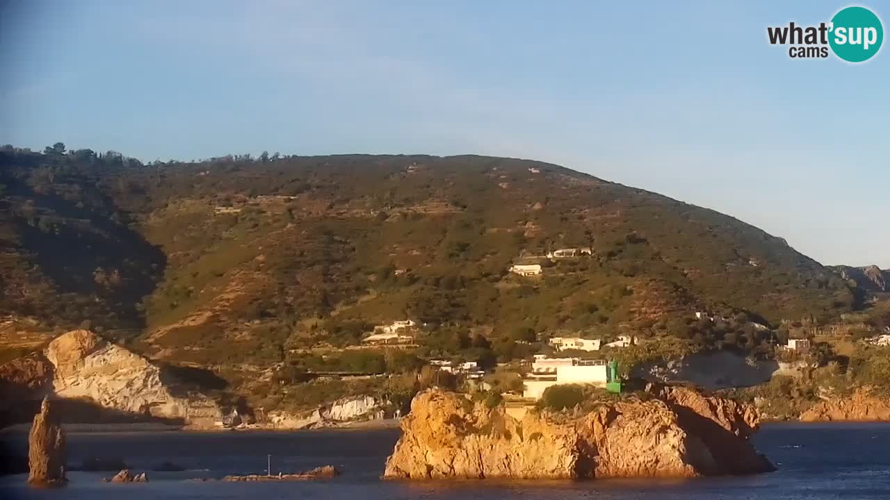 Island of Ponza livecam – the port webcam live