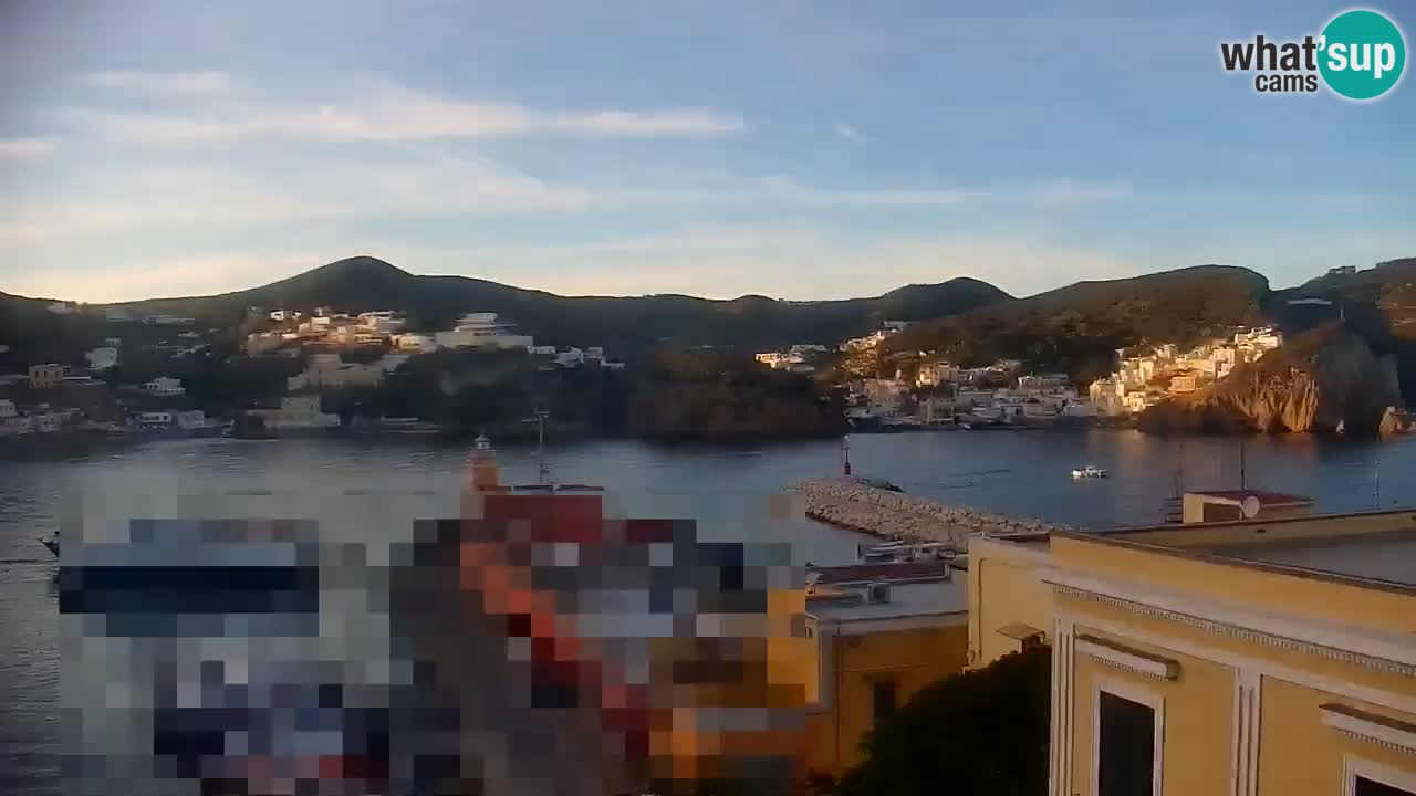 Otok Ponza kamera Pogled na pristanišče