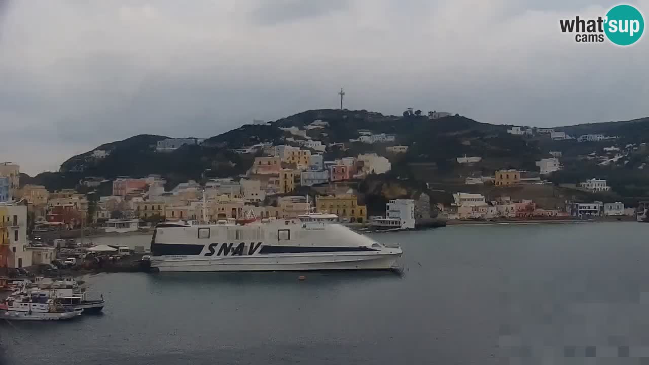 Insel Ponza webcam – Port
