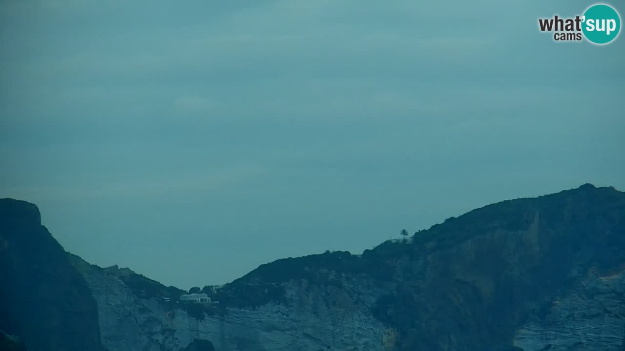 Island of Ponza livecam – the port webcam live