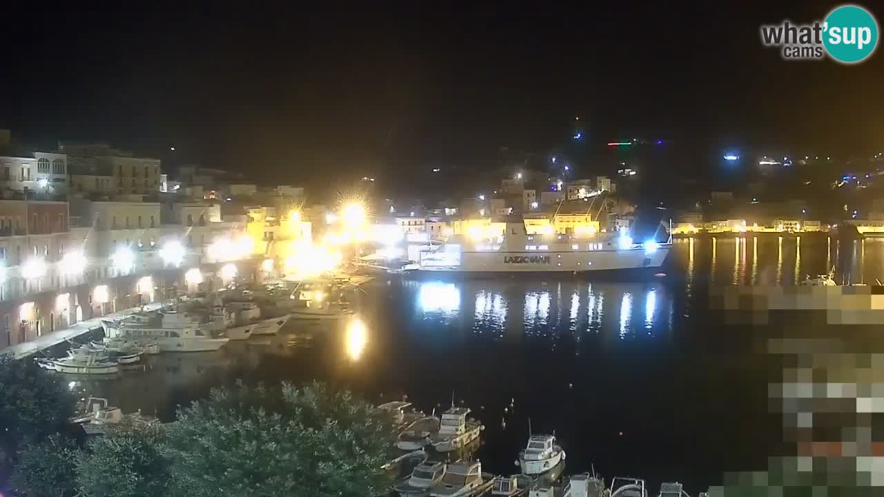 Island of Ponza livecam – the port webcam live