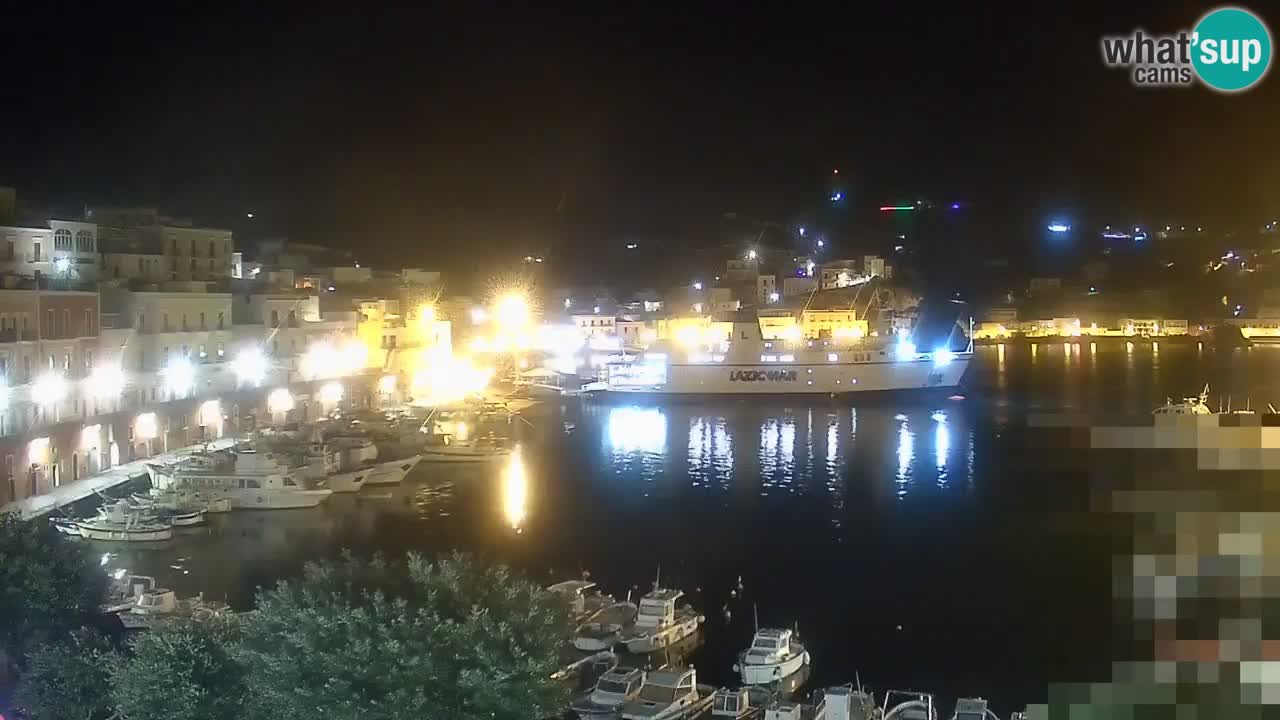 Island of Ponza livecam – the port webcam live