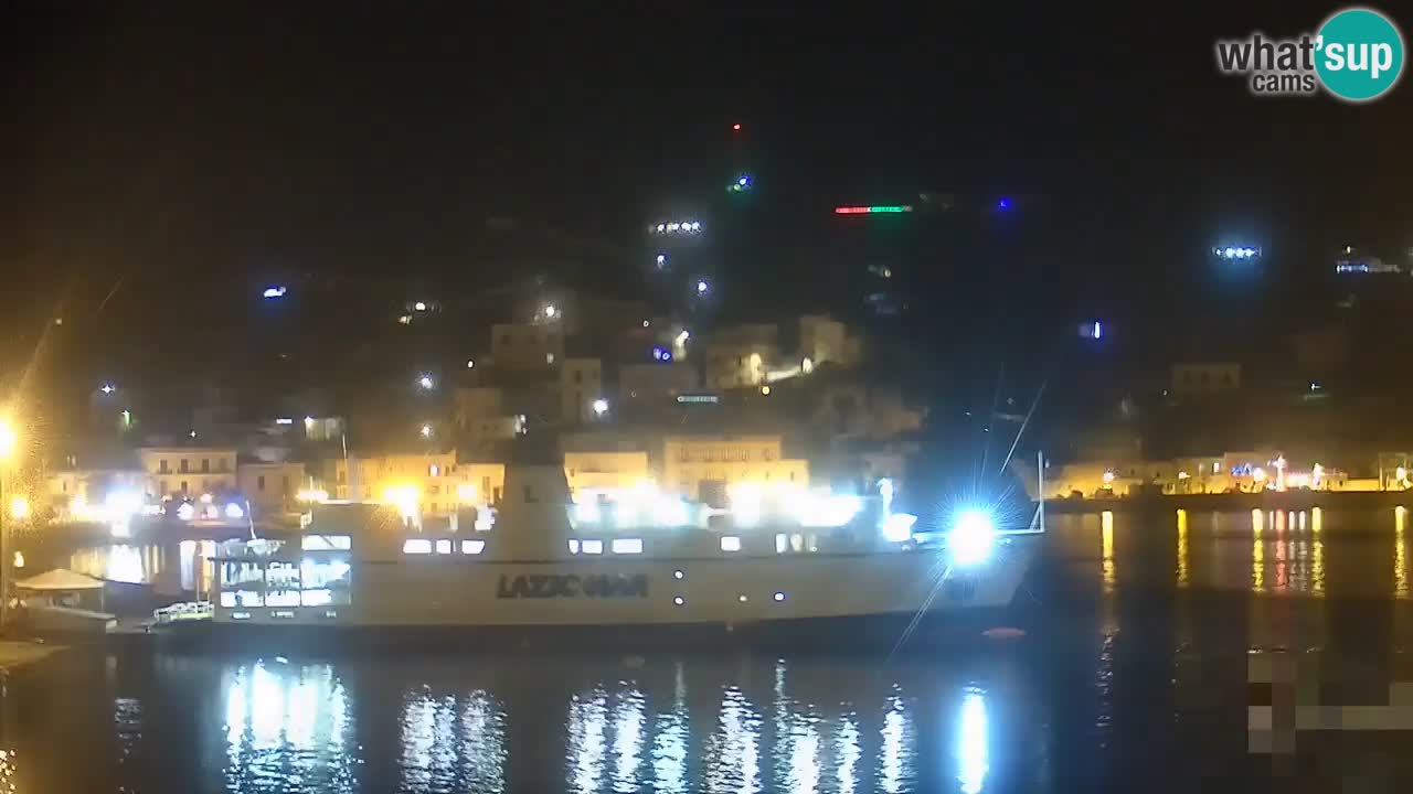 Isla de Ponza – puerto