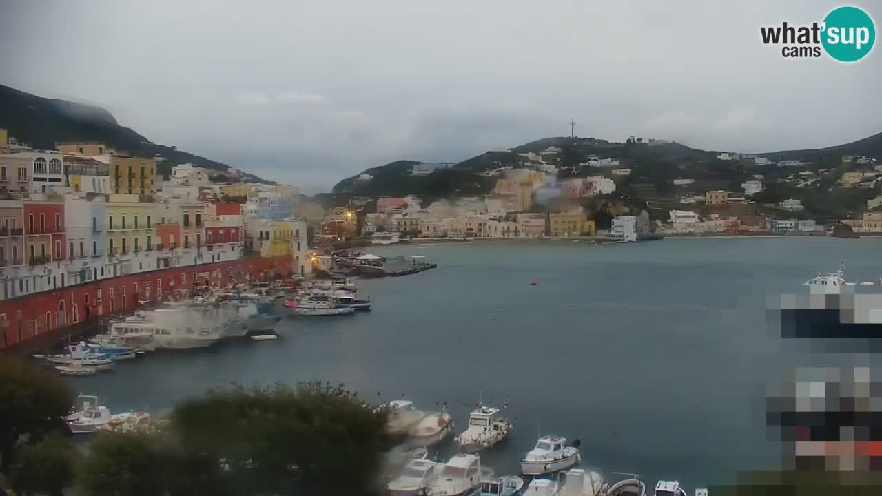 Otok Ponza kamera Pogled na pristanišče