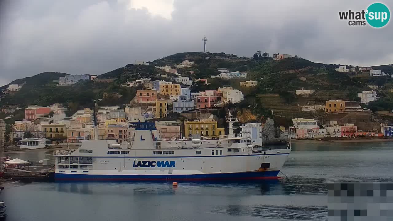 Insel Ponza webcam – Port