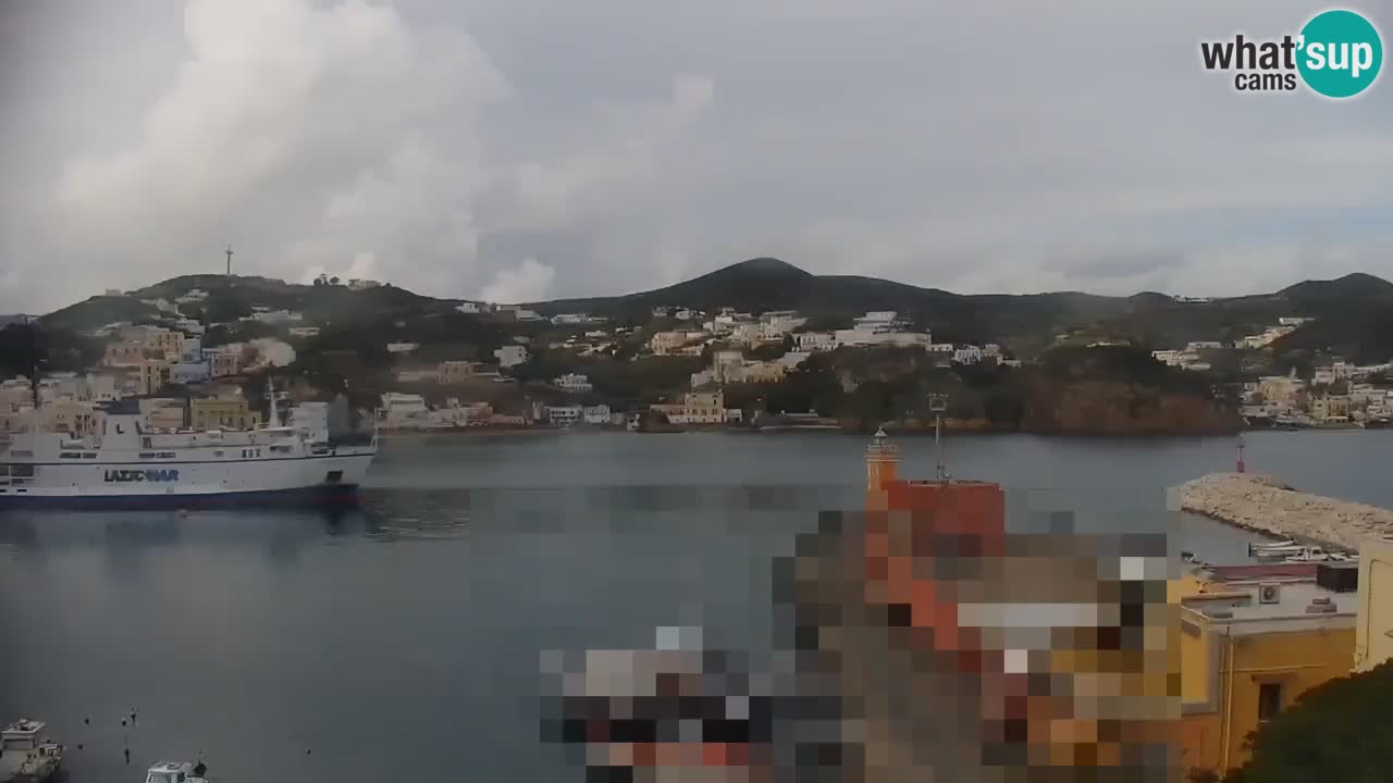 Isla de Ponza – puerto