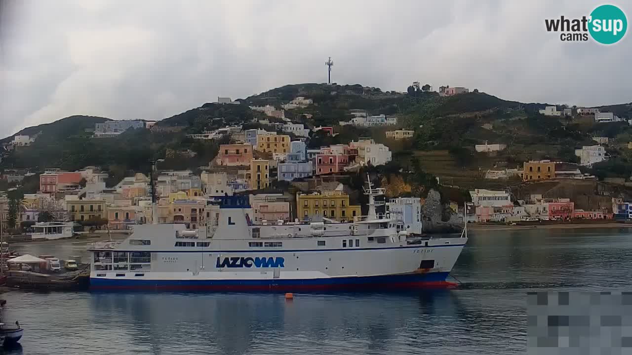 Insel Ponza webcam – Port