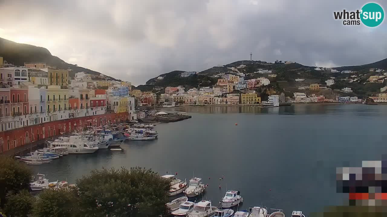 Insel Ponza webcam – Port