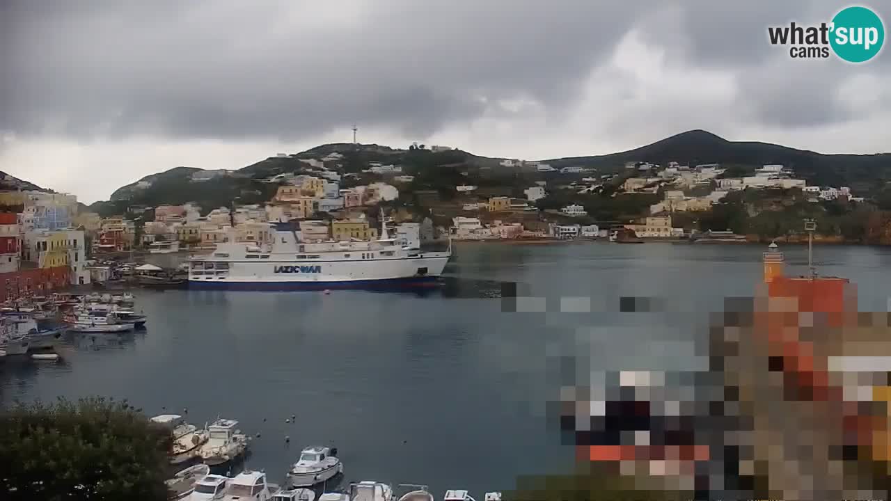 Insel Ponza webcam – Port