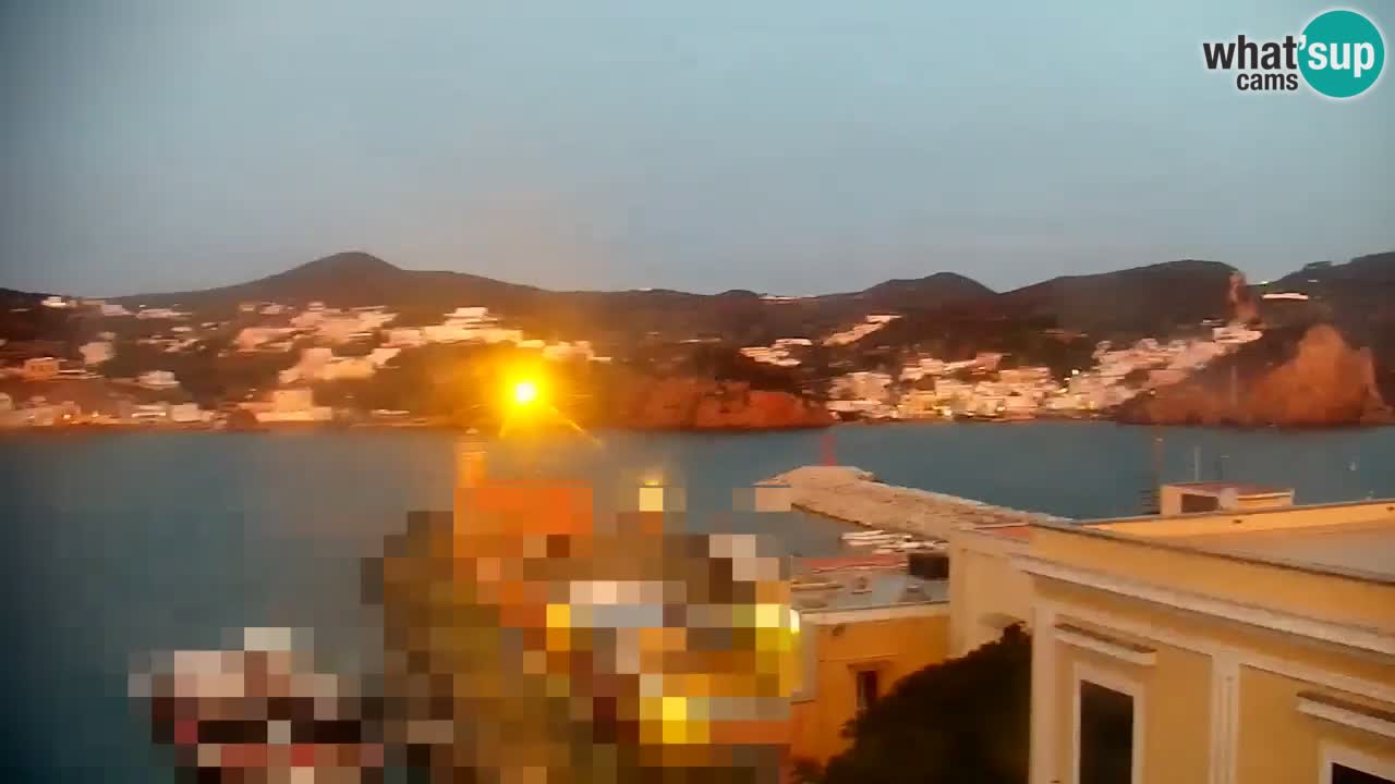 Isla de Ponza – puerto