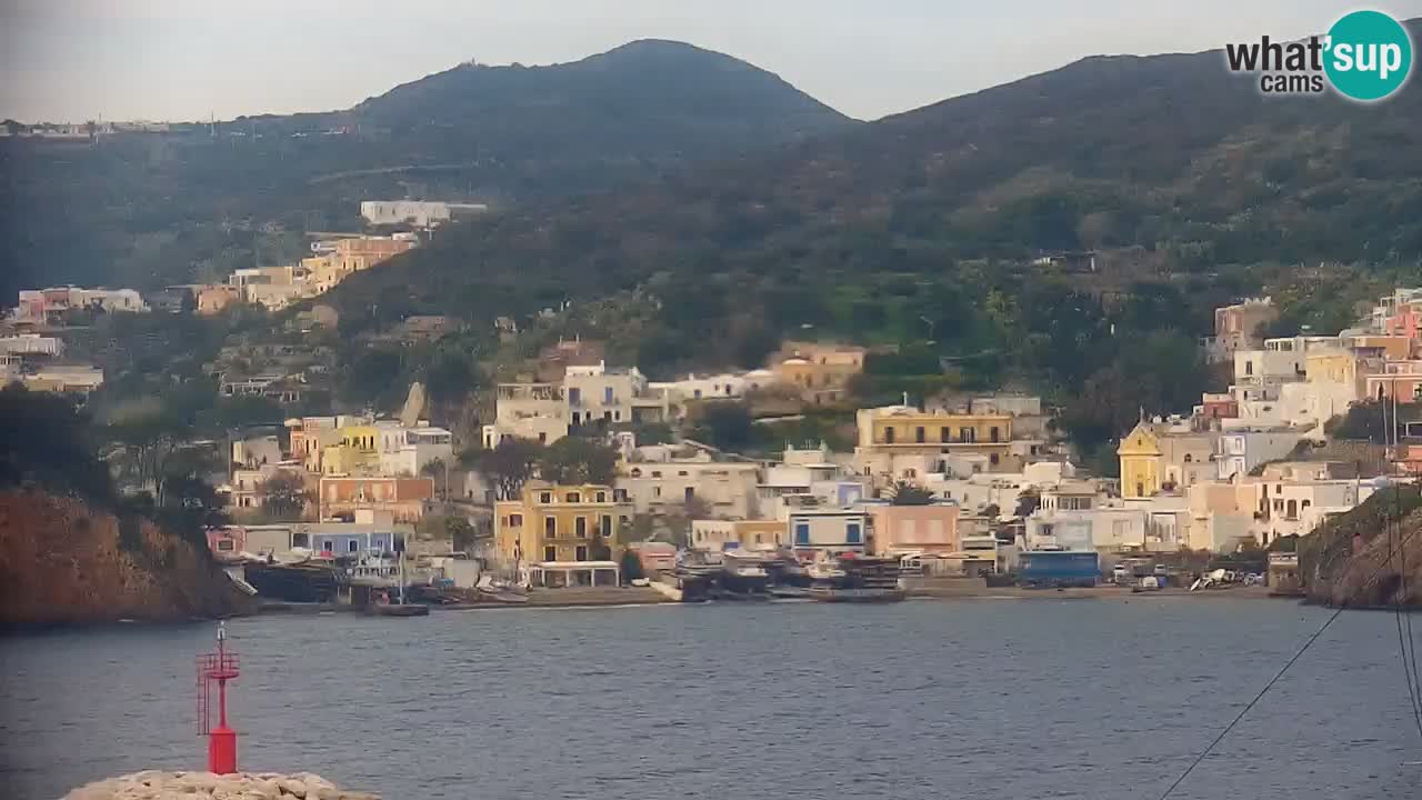 Isla de Ponza – puerto