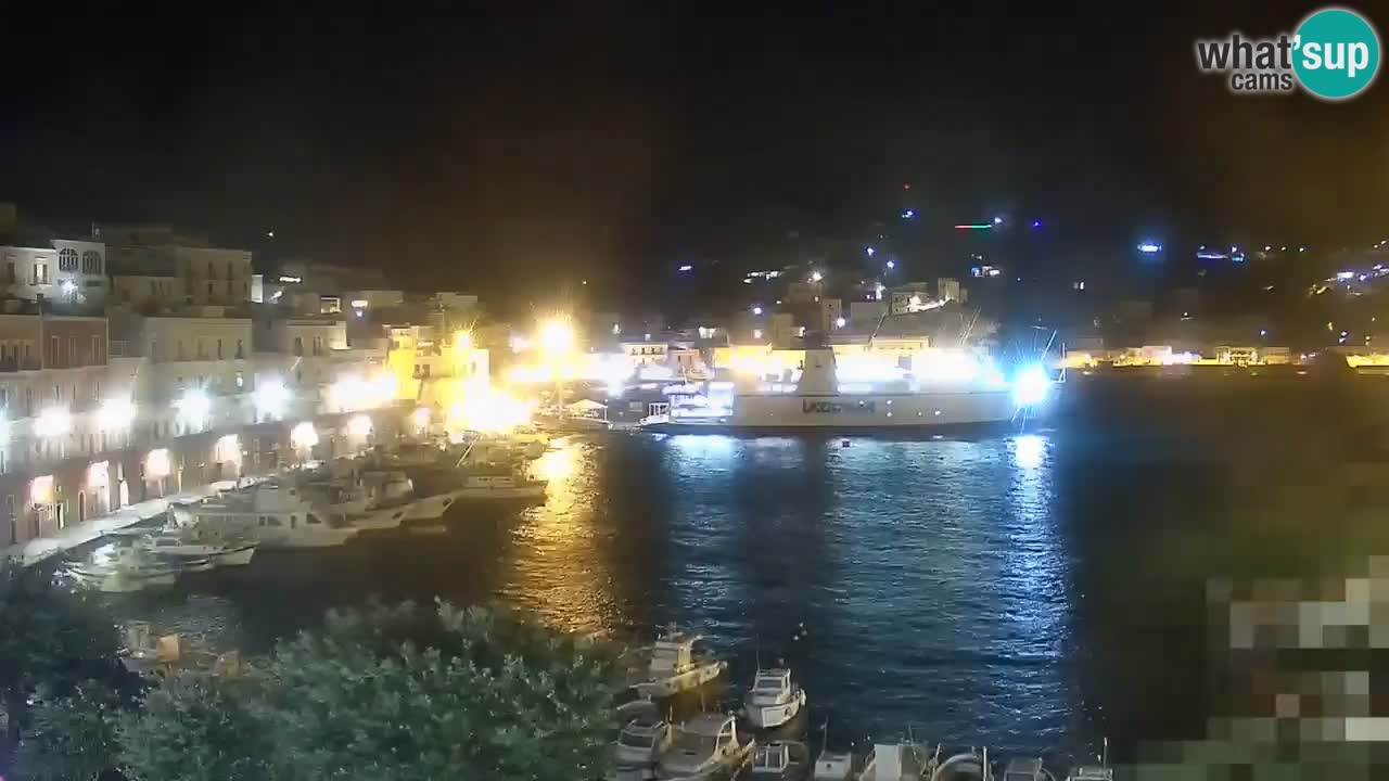 Otok Ponza web kamera Luka