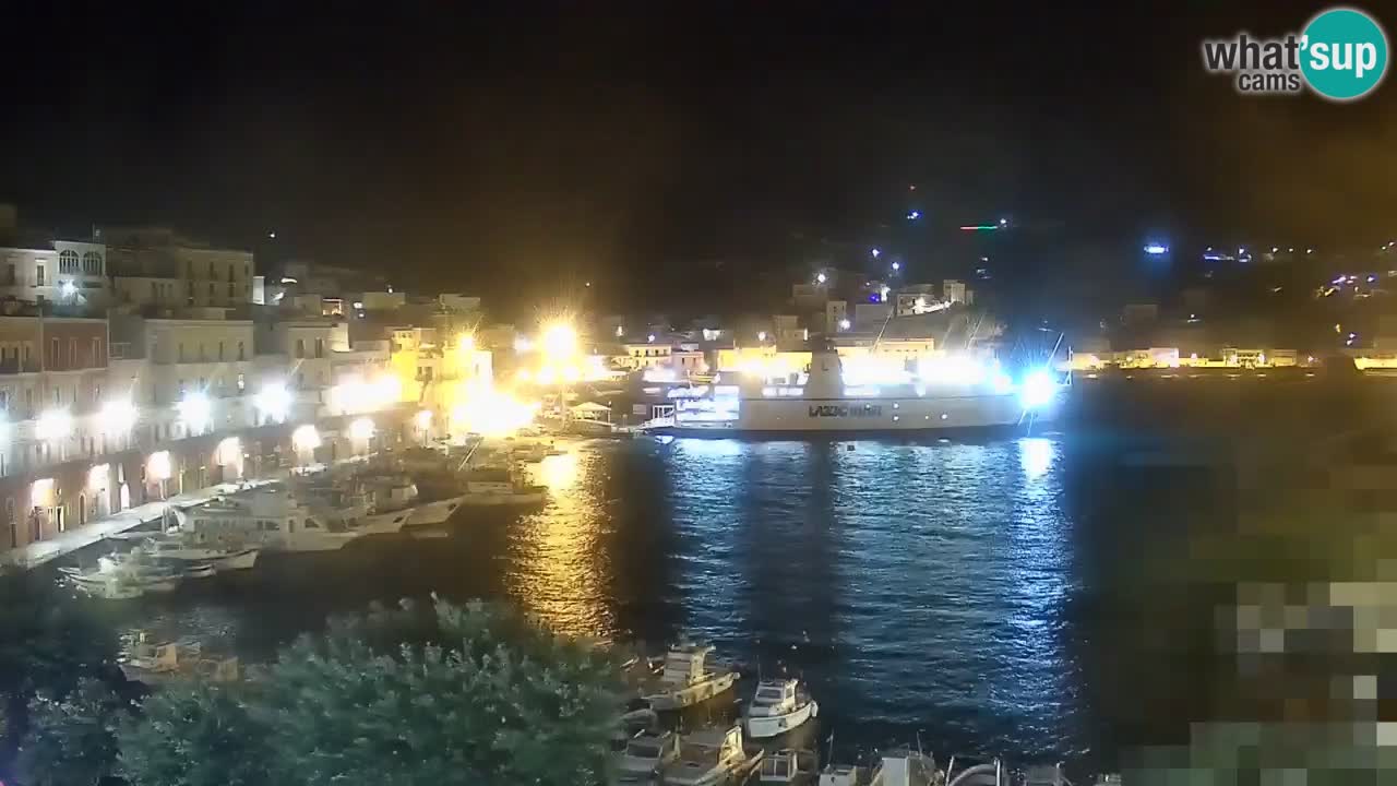 Island of Ponza livecam – the port webcam live