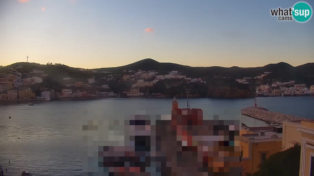 Isla de Ponza – puerto