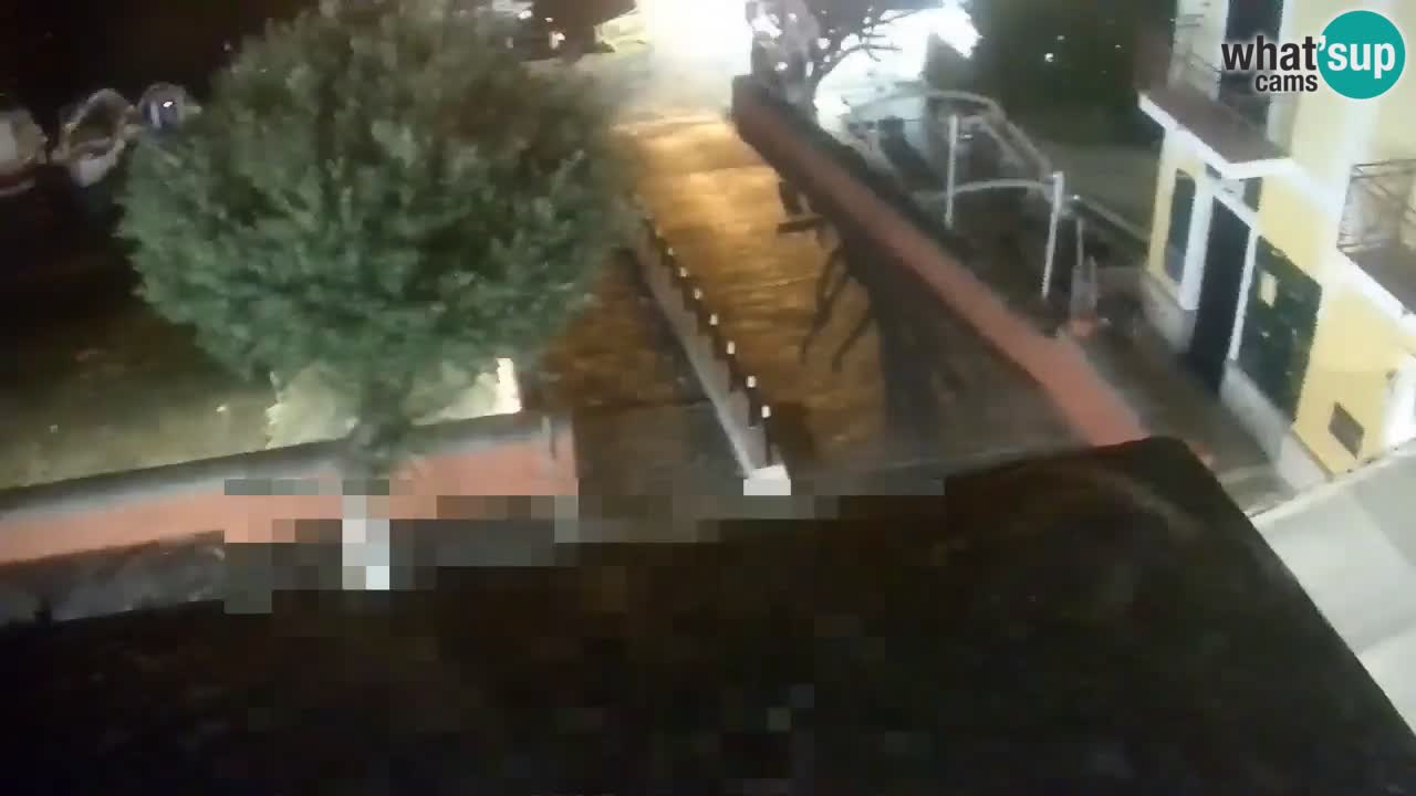 Otok Ponza web kamera Luka