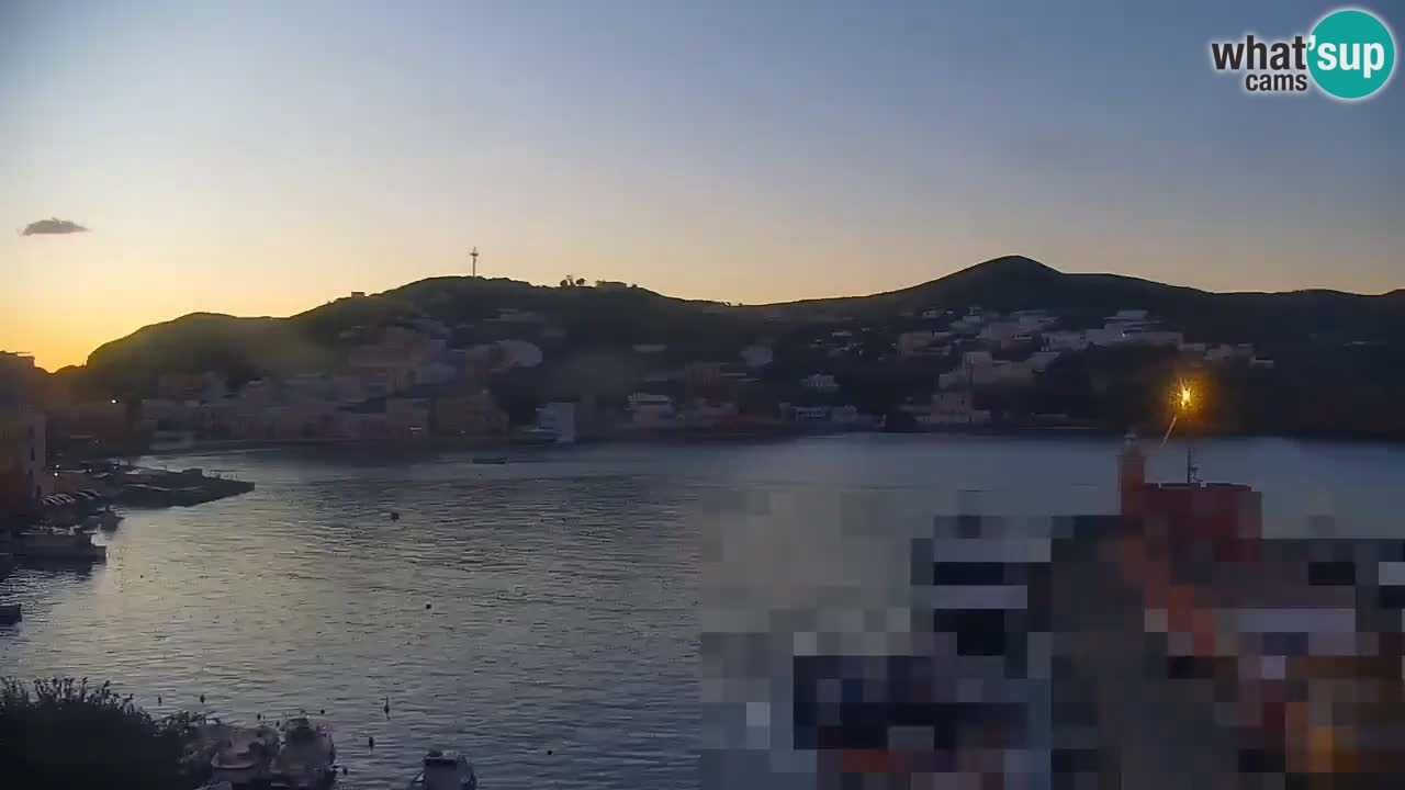 Insel Ponza webcam – Port