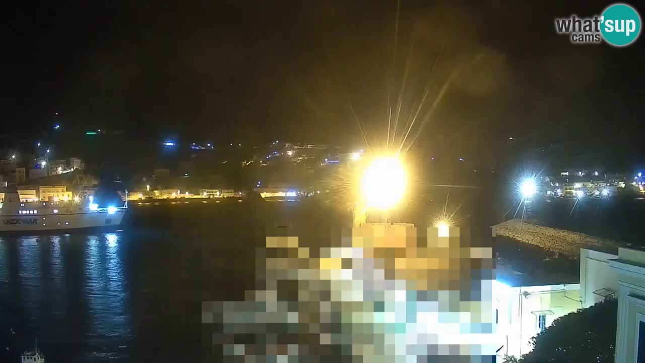 Otok Ponza web kamera Luka