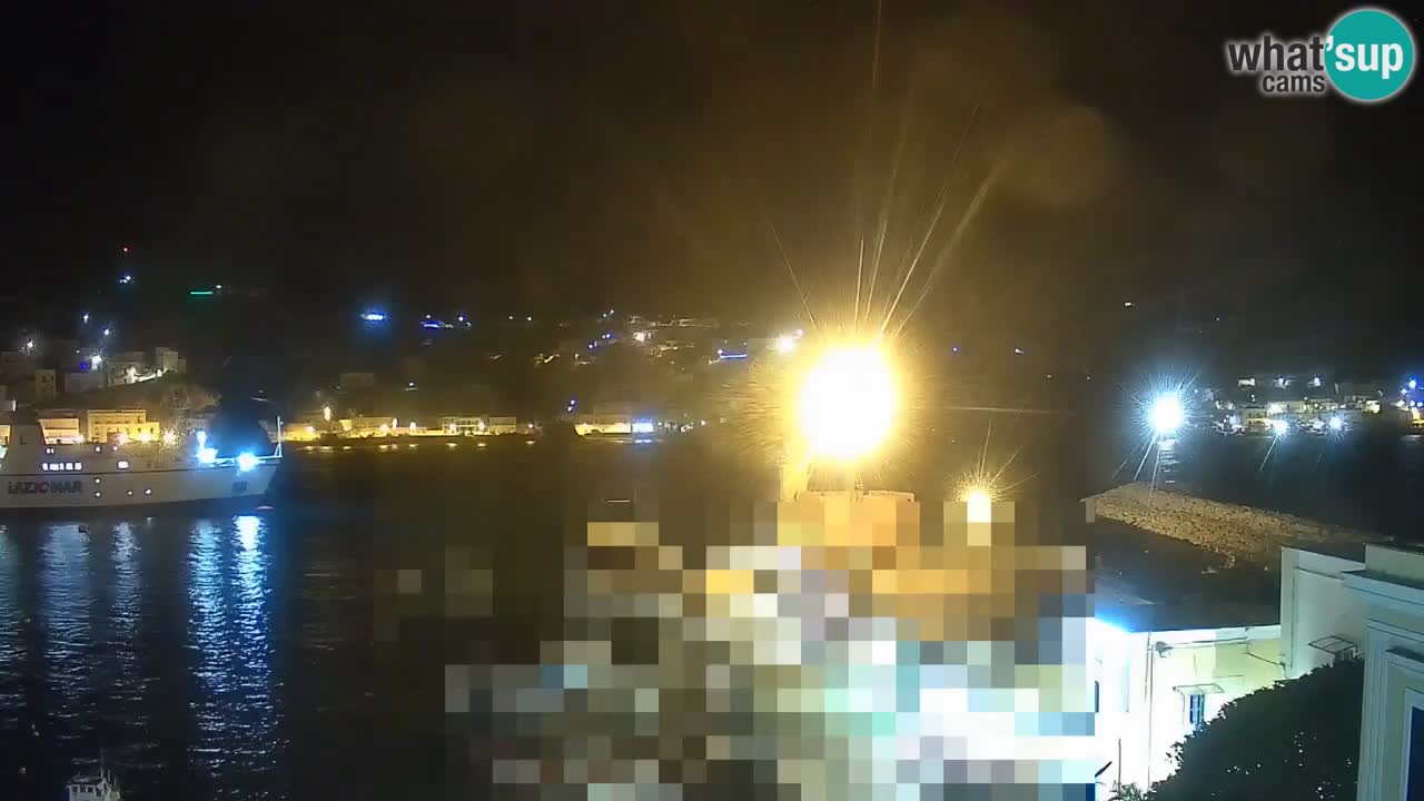 Insel Ponza webcam – Port