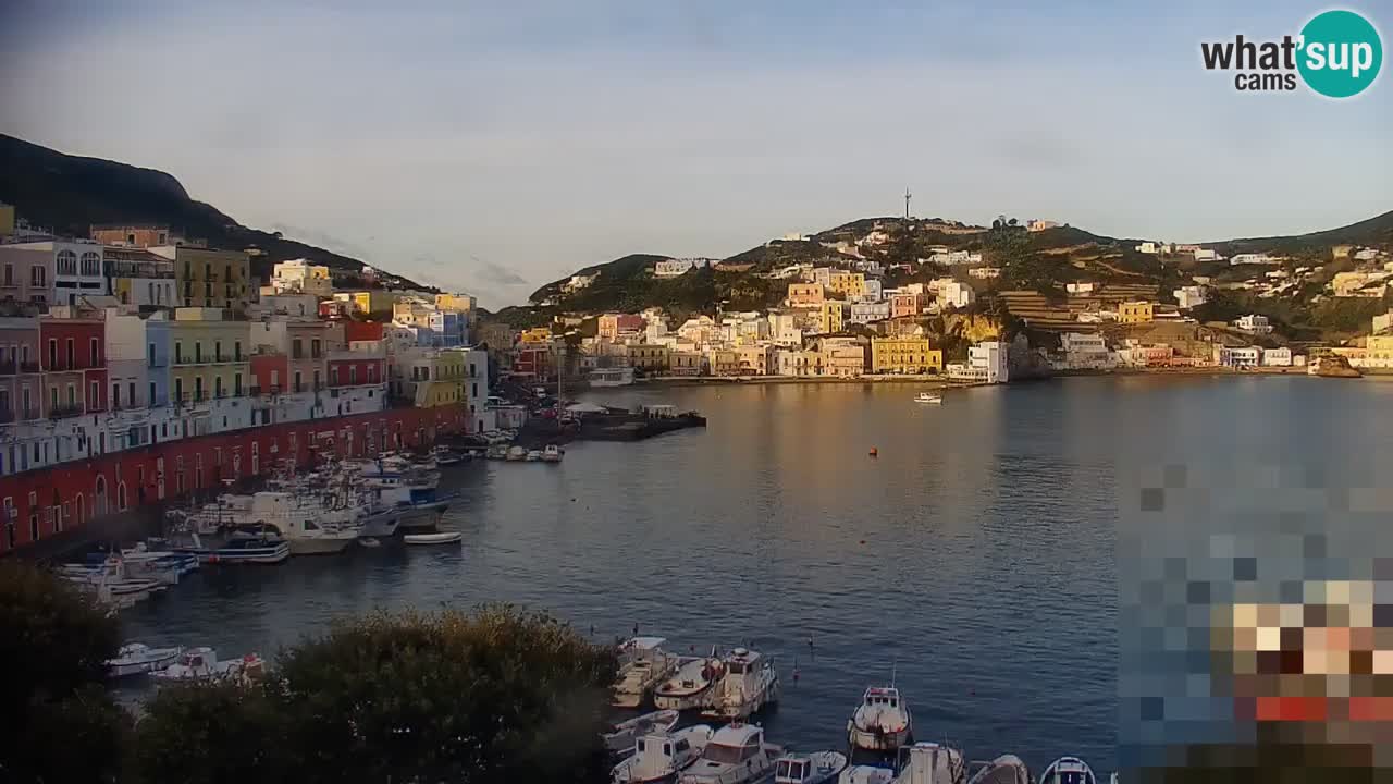 Island of Ponza livecam – the port webcam live