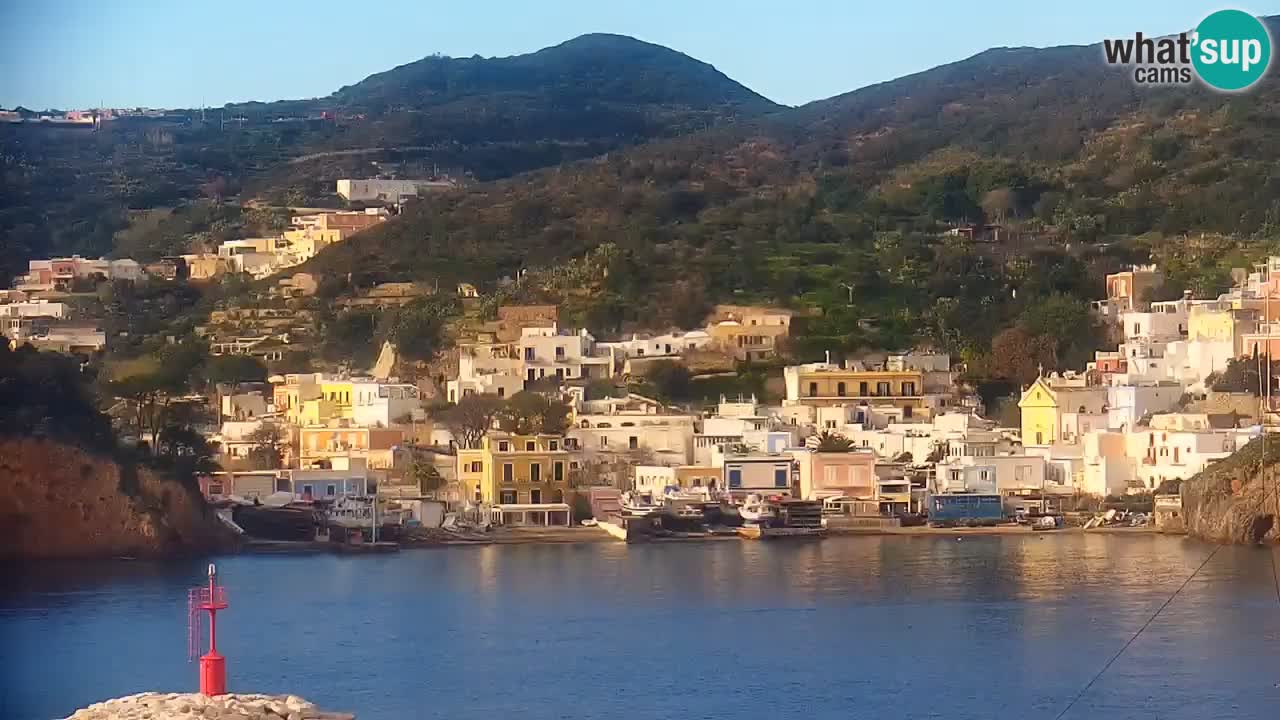 Island of Ponza livecam – the port webcam live