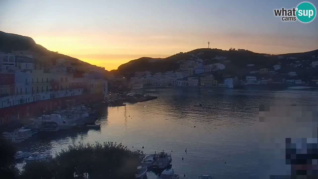 Insel Ponza webcam – Port