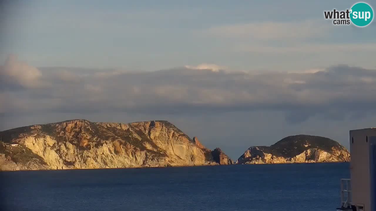 Island of Ponza livecam – the port webcam live