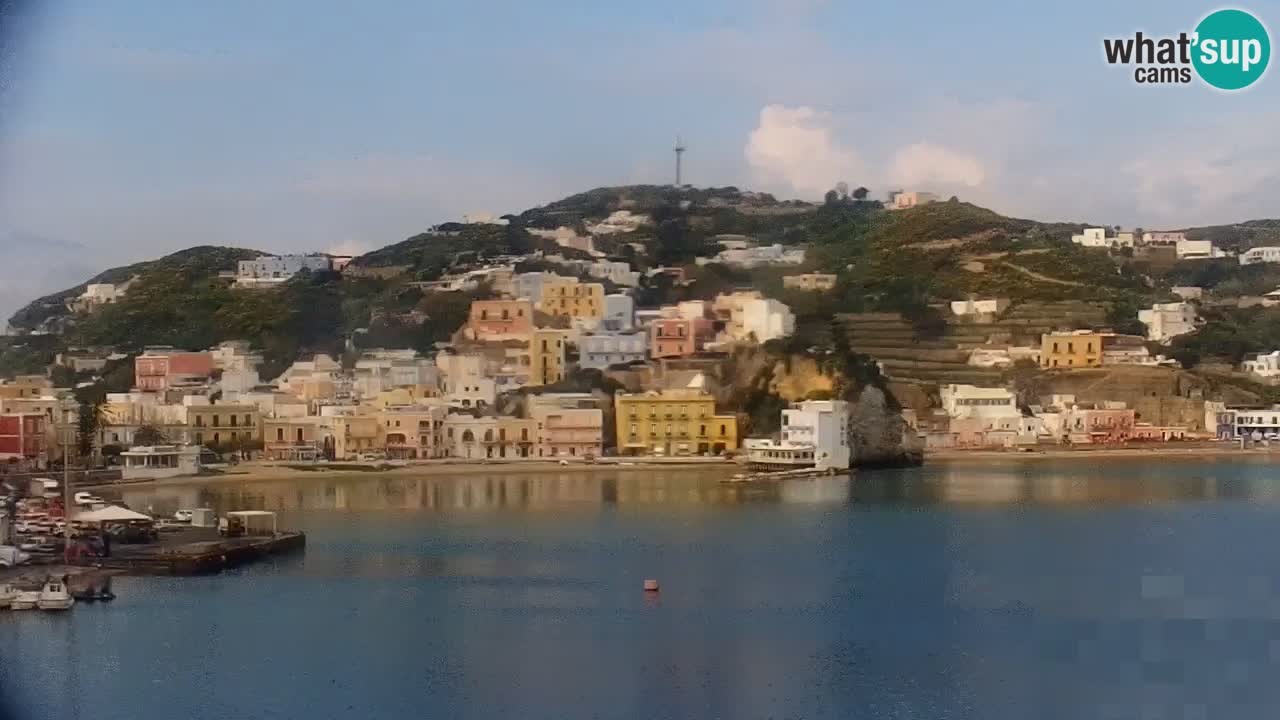 Isla de Ponza – puerto