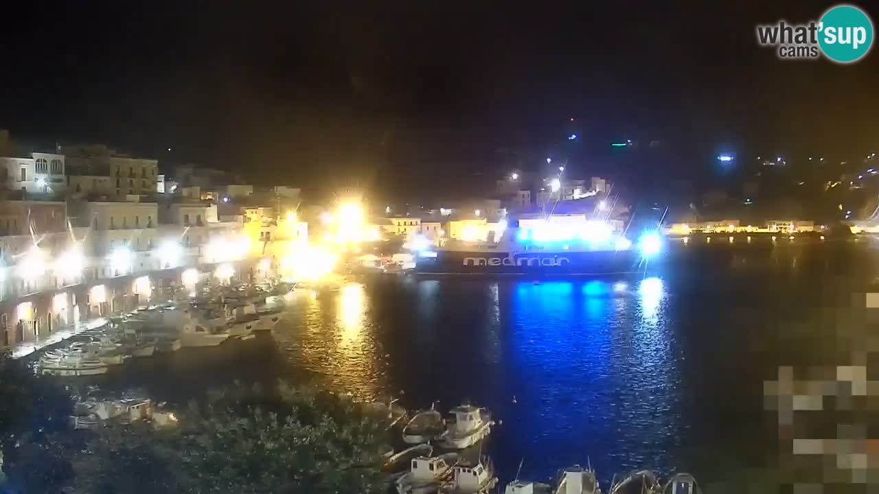 Island of Ponza livecam – the port webcam live