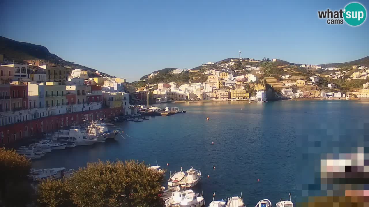 Otok Ponza web kamera Luka
