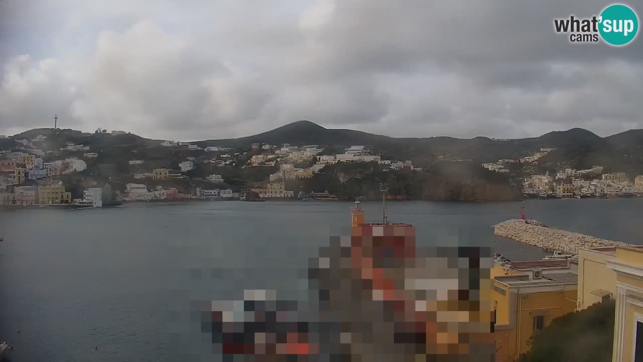 Otok Ponza web kamera Luka