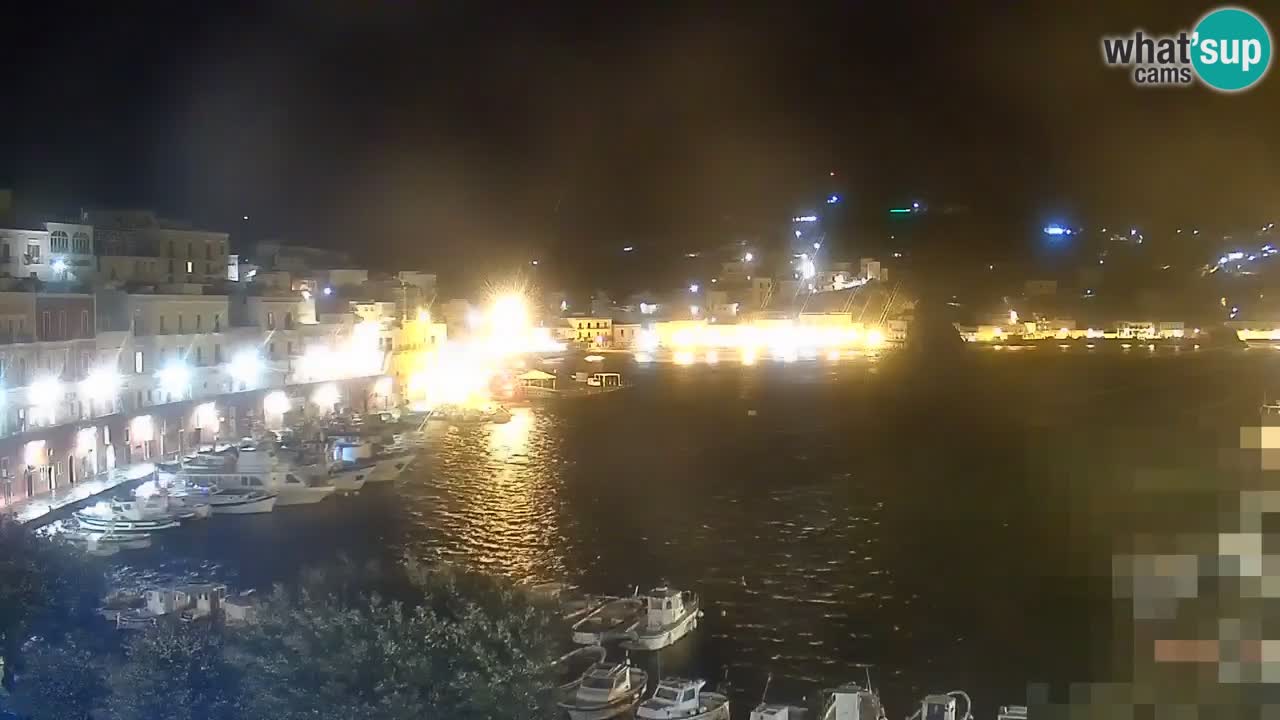 Otok Ponza web kamera Luka