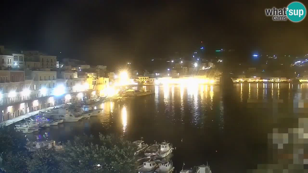 Island of Ponza livecam – the port webcam live