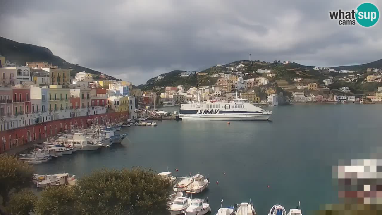 Otok Ponza web kamera Luka