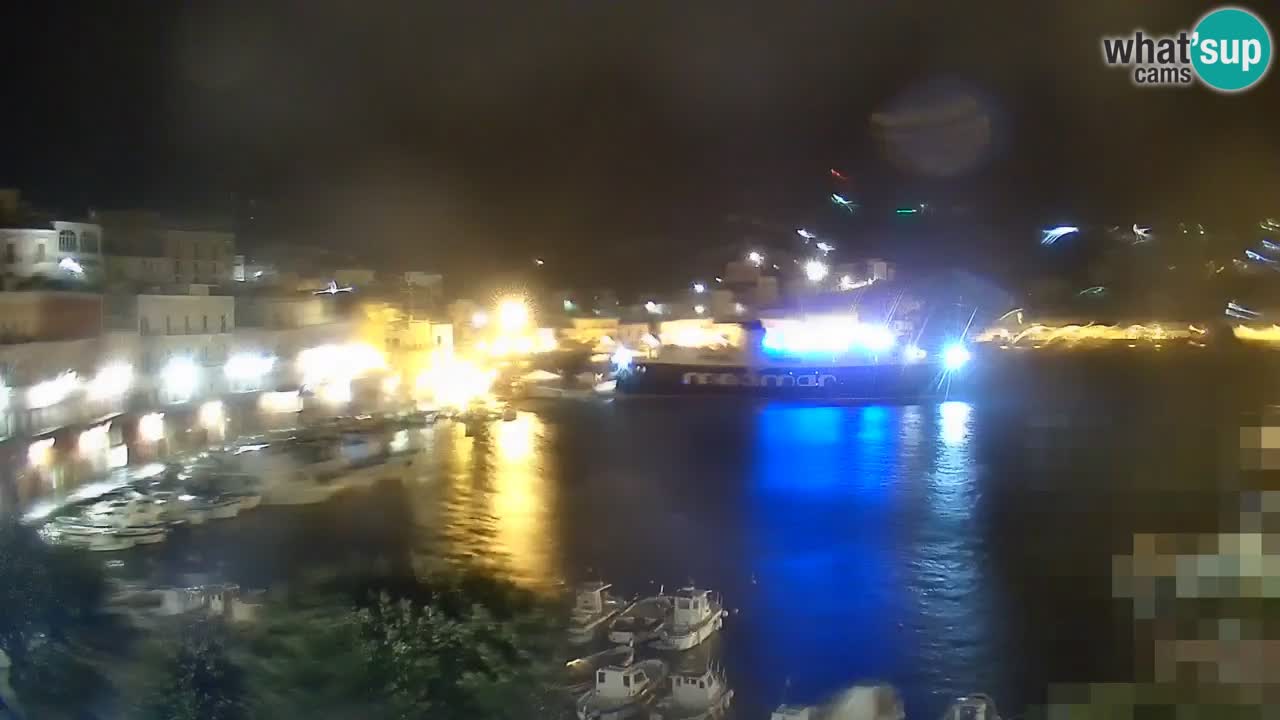 Otok Ponza web kamera Luka