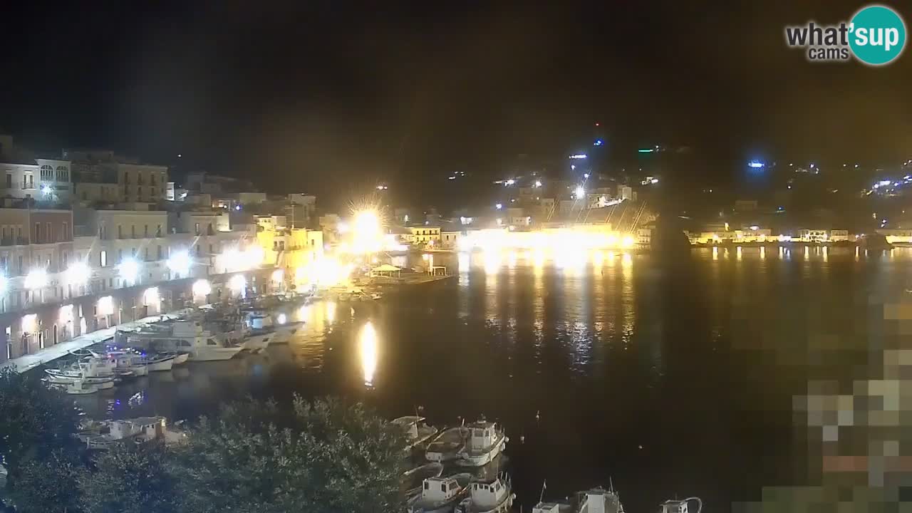 Island of Ponza livecam – the port webcam live